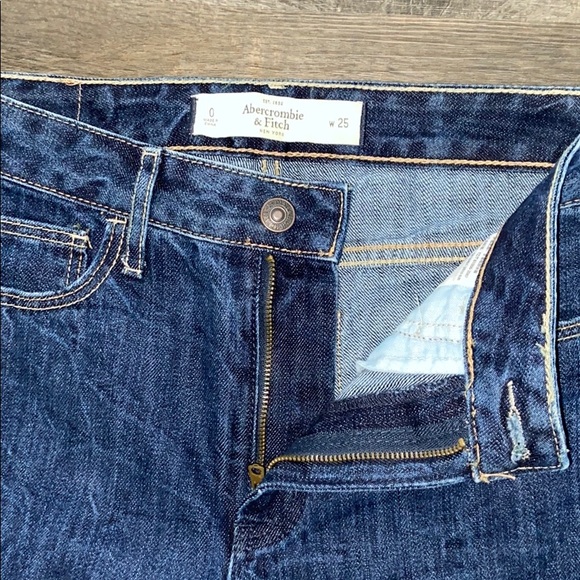 💙 Abercrombie Jeans - Picture 2 of 6